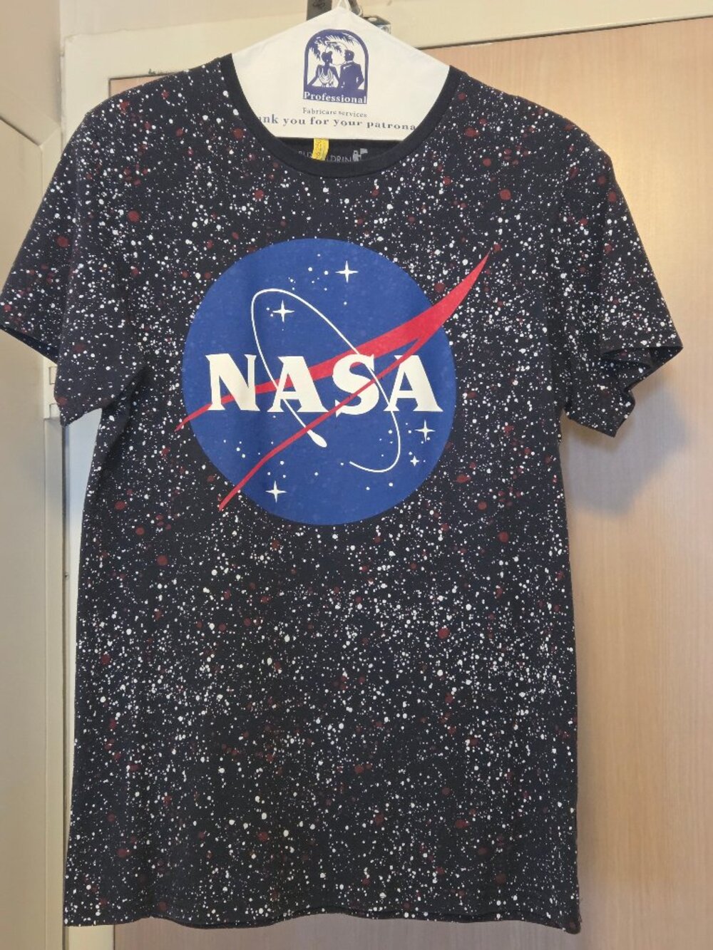 GENTLY USED, BUZZ ALDRIN, NASA TEE SHIRT, MEDIUM!!!